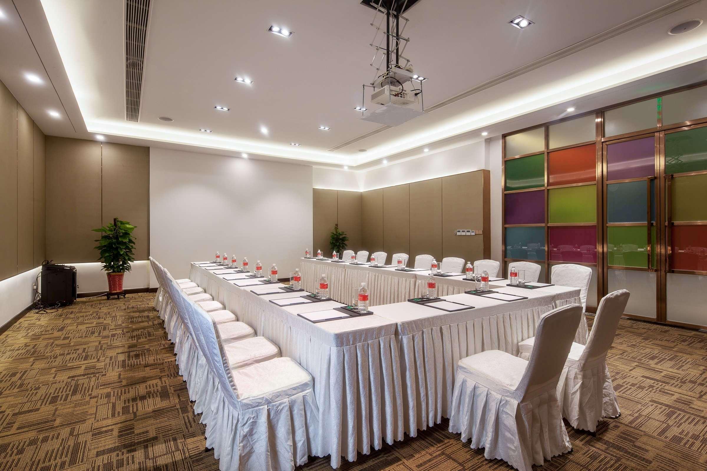 Ramada Shanghai Songjiang Exterior photo